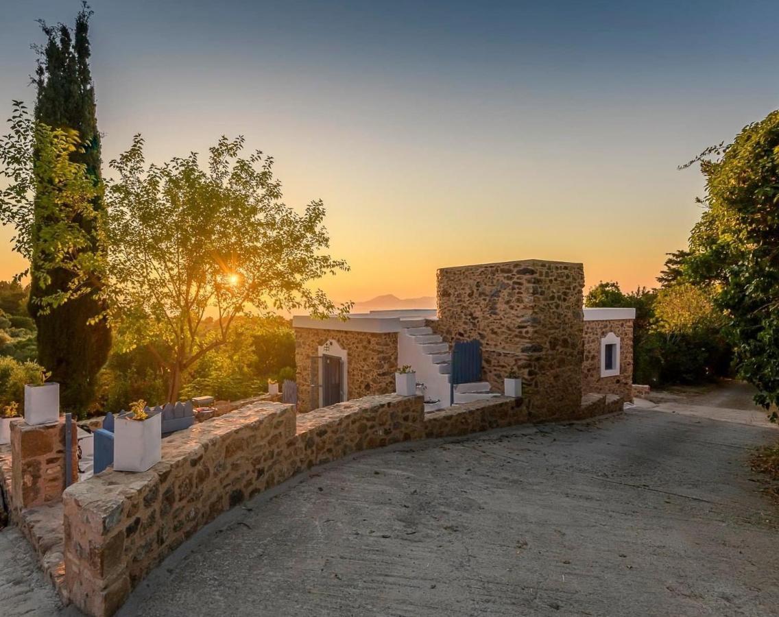 The Aegean Blue Country House Old Milos Lagoudi Zia Luaran gambar